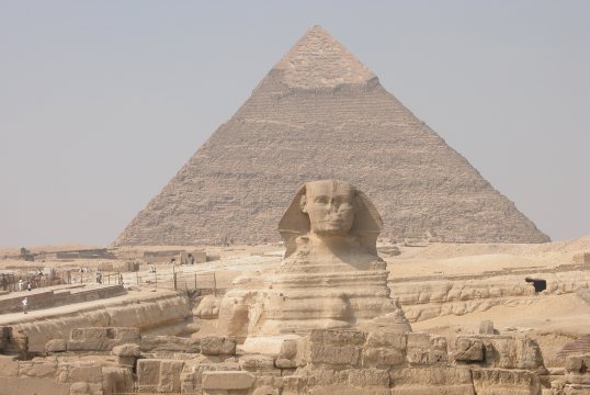 La esfinge y la pirámide de Kefren