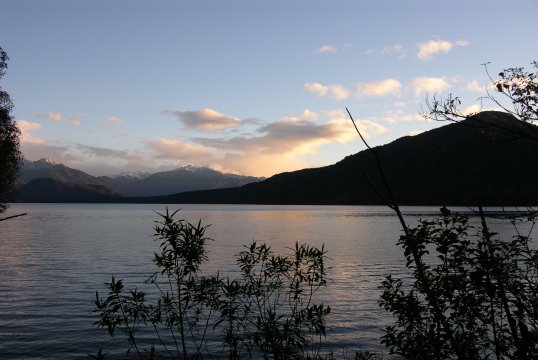 Anochecer en el Lago Kaniere